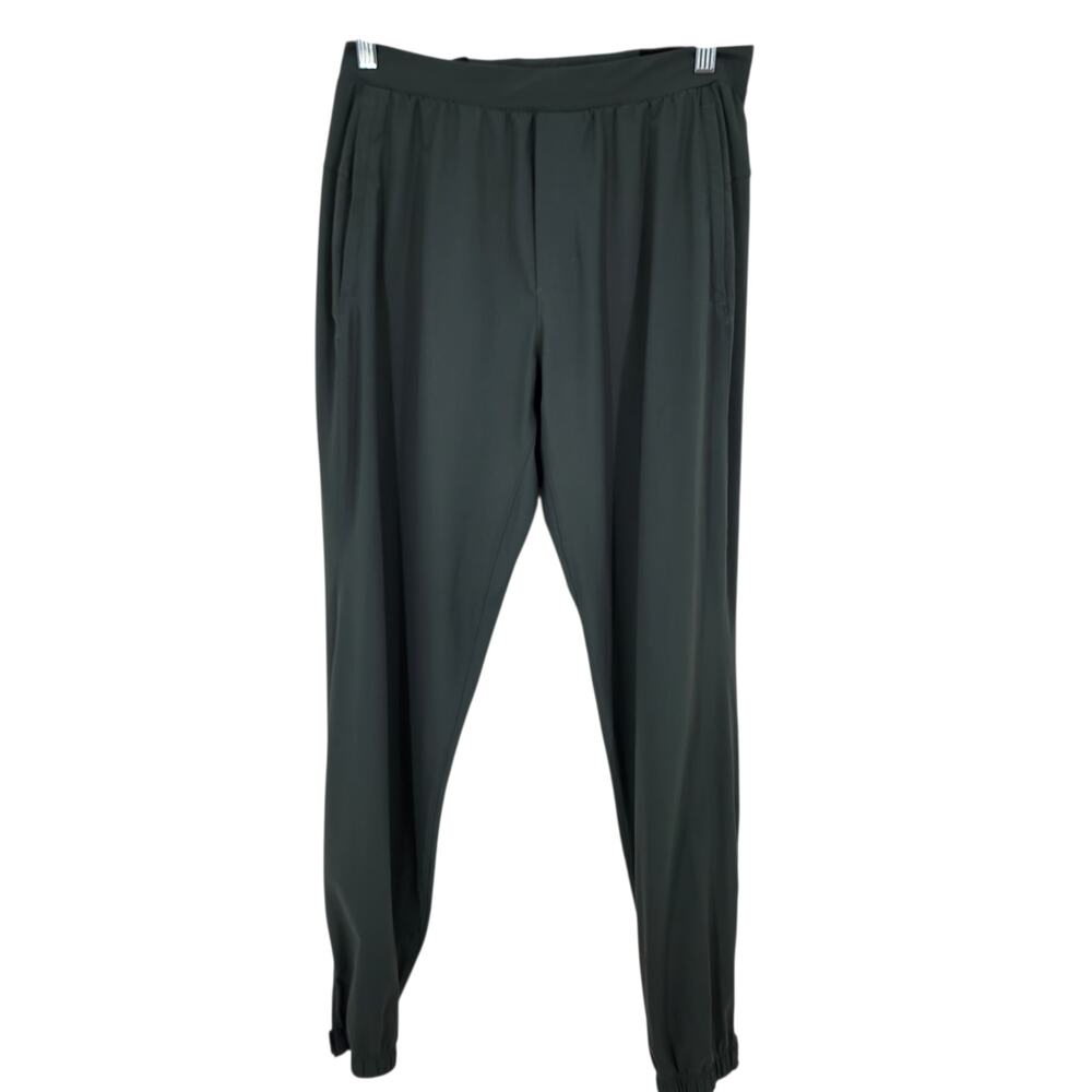 Lululemon Dark Green Surge Jogger Shorter 28” Running Pants Men’s Size Medium